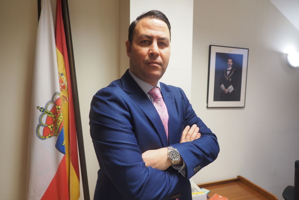 RAQUEL GARCÍA LUIS ENRIQUE GARCÍA DELGADO
